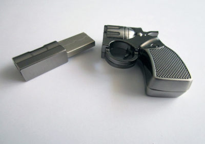 Pistola USB in metallo 2